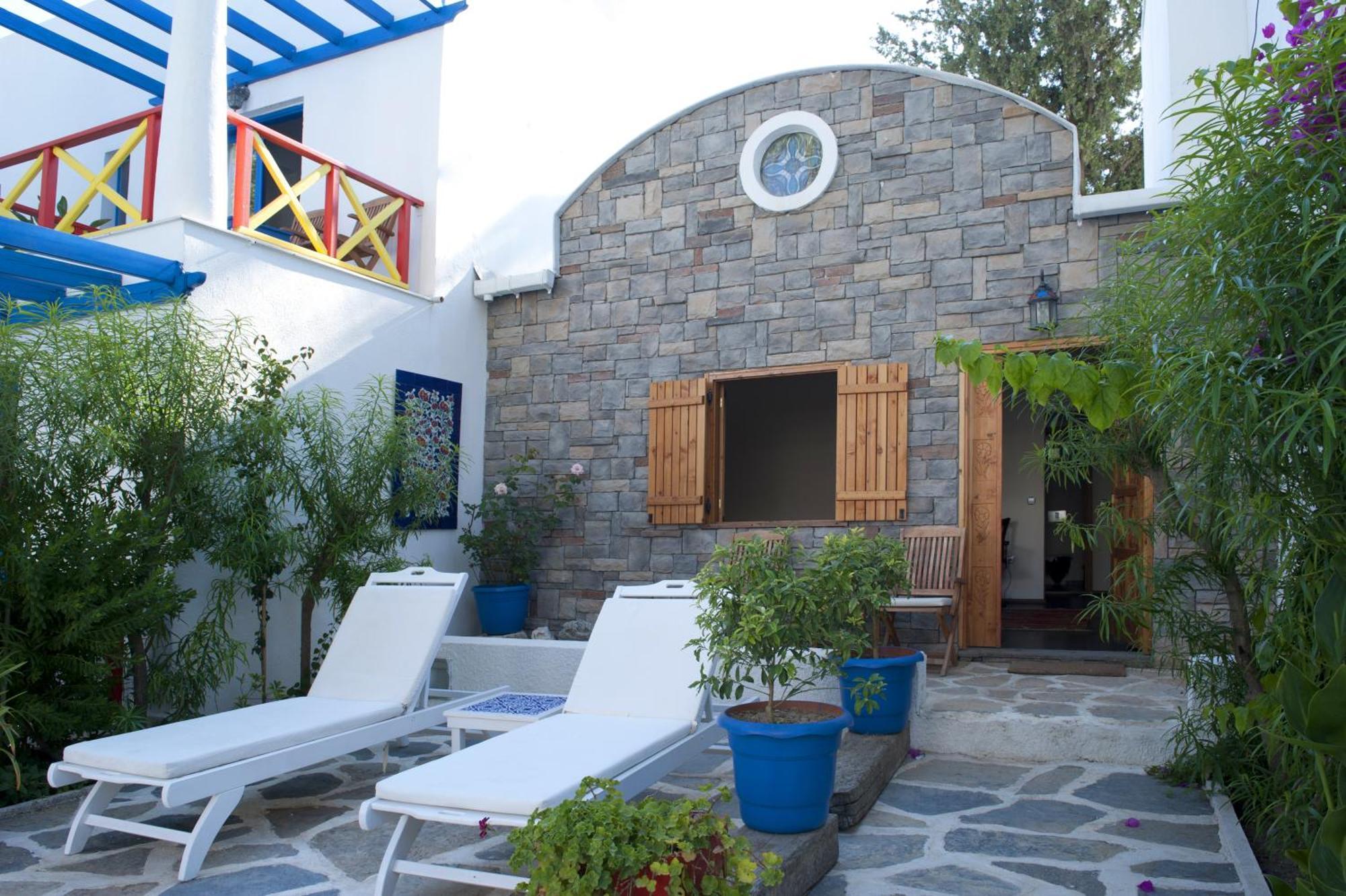 Su Hotel - Bodrum Bilik gambar